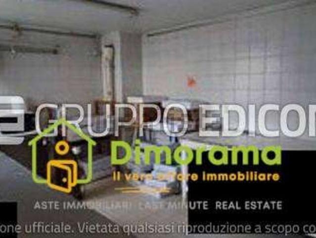 Locale Commerciale in vendita a Unione di comuni Montana Lunigiana, Licciana Nardi