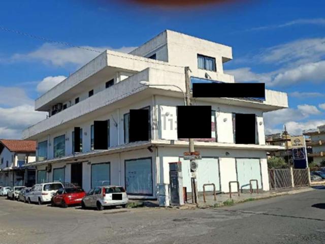 Locale Commerciale in vendita a Militi, Barcellona Pozzo Di Gotto