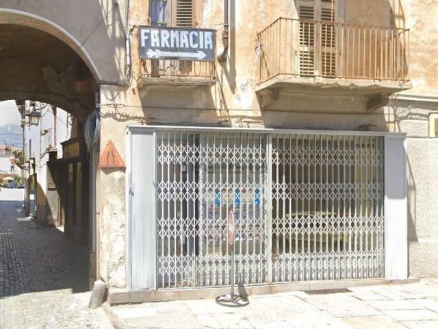 Locale Commerciale in vendita a Piemonte, Torino