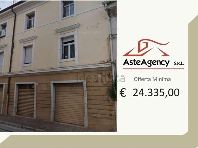 Locale Commerciale in vendita a Cervignano Del Friuli, Friuli-Venezia Giulia