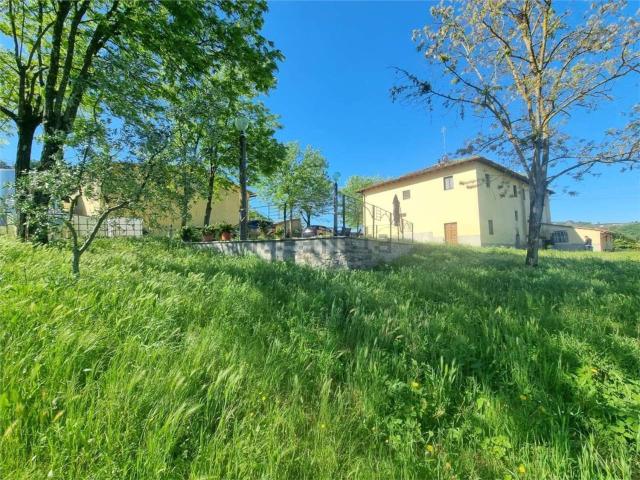 Locale Commerciale in vendita a Unione dei Comuni Circondario dell'Empolese Valdelsa, Montespertoli