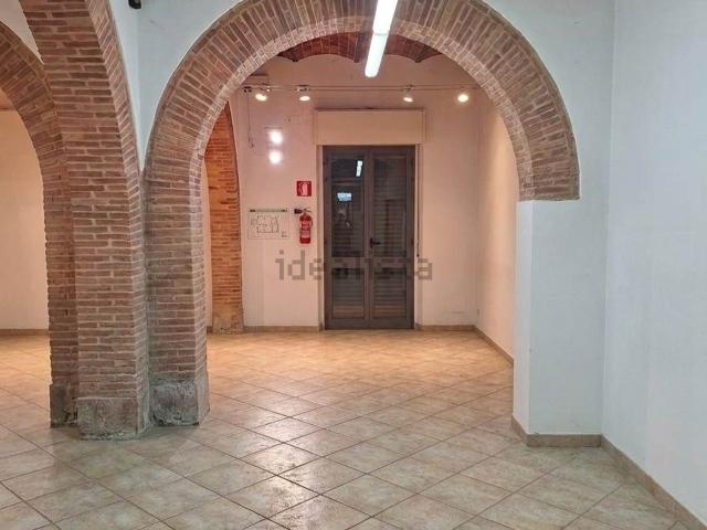 Locale Commerciale in vendita a Venturina Terme, Campiglia Marittima