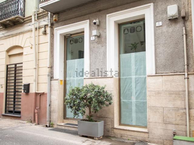 Locale Commerciale in vendita a Biddanoa/Villanova, Cagliari