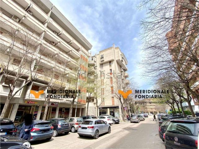 Locale Commerciale in vendita a Puglia, Lecce