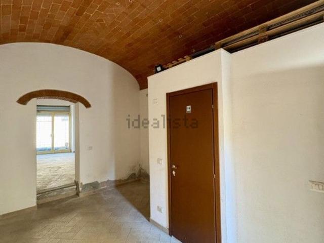 Locale Commerciale in vendita a Loro Ciuffenna, Toscana
