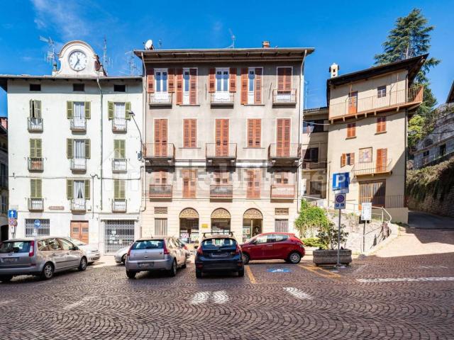 Locale Commerciale in vendita a Locato Inferiore, Piemonte