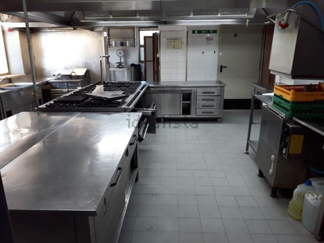 Locale Commerciale in vendita a Paganico, Capannori