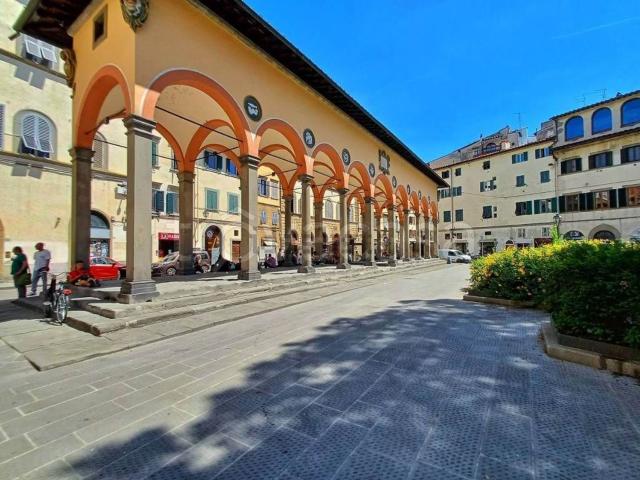 Locale Commerciale in vendita a Quartiere 1, Firenze