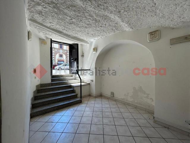 Locale Commerciale in vendita a Borgo San Martino, Roma Capitale