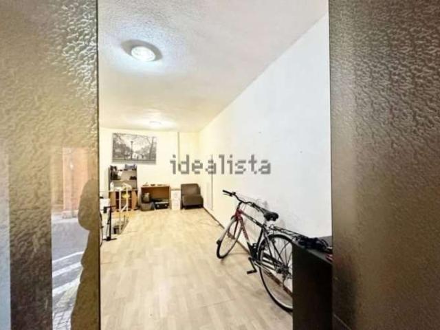 Locale Commerciale in vendita a Santo Stefano, Bologna