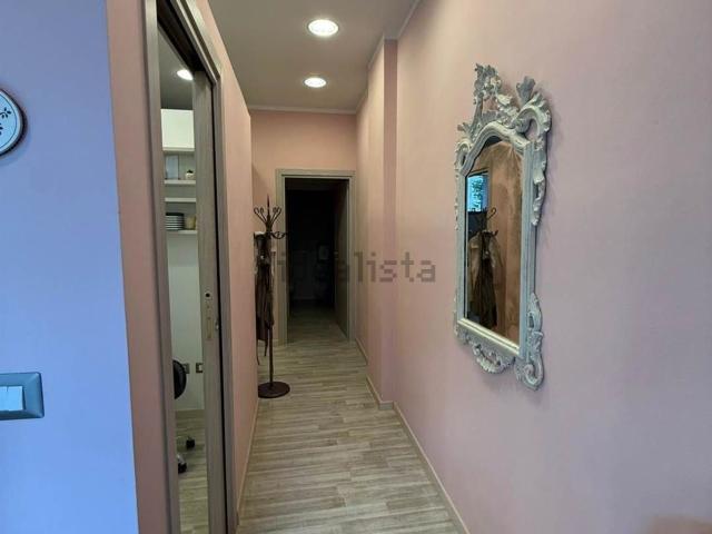 Locale Commerciale in vendita a Calcinaia, Lastra A Signa