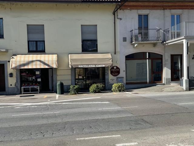 Locale Commerciale in vendita a Piemonte, Cuneo
