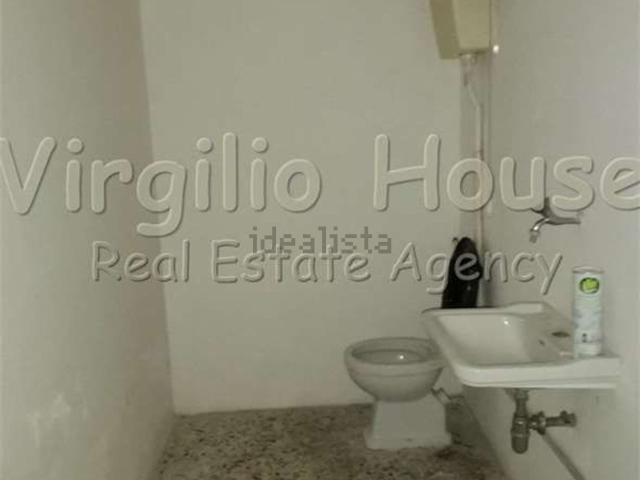 Locale Commerciale in vendita a Puglia, Brindisi