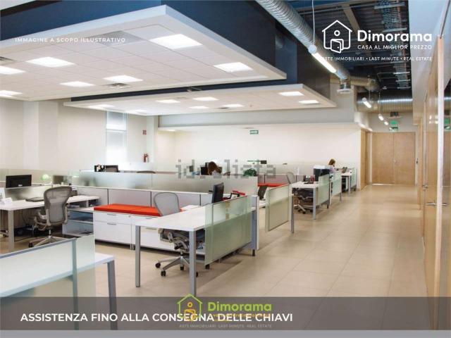 Locale Commerciale in vendita a Rinascita, Carbonia