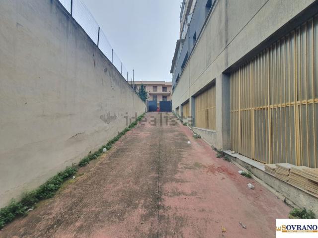 Locale Commerciale in vendita a Bagheria, Sicilia