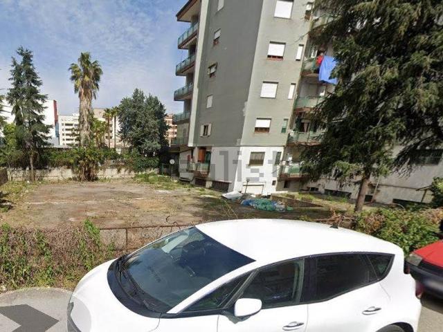 Locale Commerciale in vendita a Calabria, Cosenza