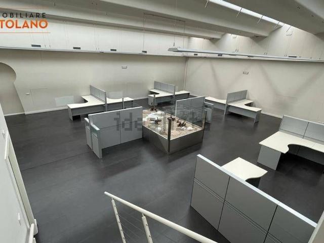 Locale Commerciale in vendita a San Canzian D'isonzo, Friuli-Venezia Giulia
