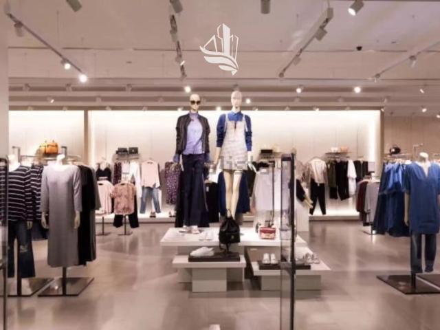 Locale Commerciale in vendita a Gries-San Quirino - Gries-Quirein, Bolzano - Bozen