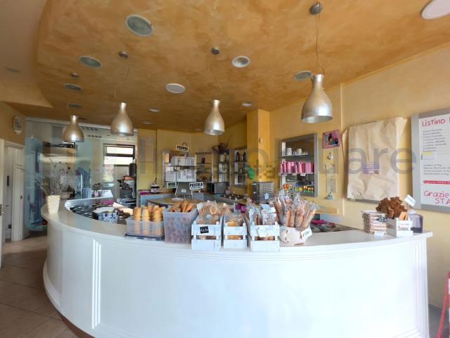 Locale Commerciale in vendita a Unione dei comuni Valli del Reno, Lavino e Samoggia, Pragatto