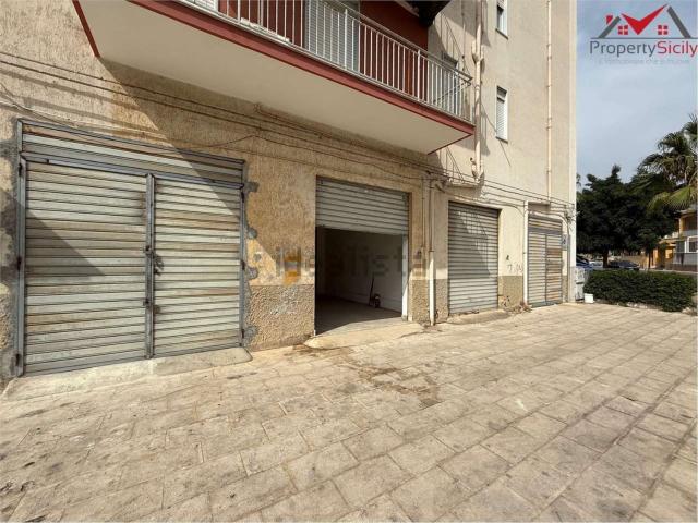 Locale Commerciale in vendita a Ciuccafa, Porto Empedocle