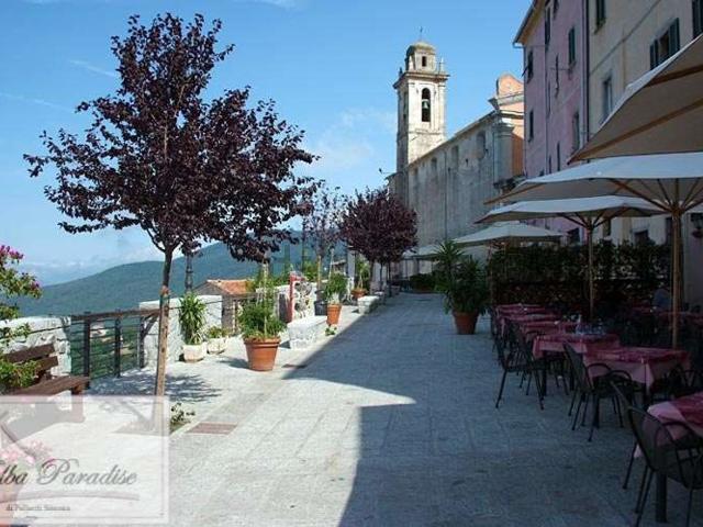 Locale Commerciale in vendita a Il Tasso, Marciana