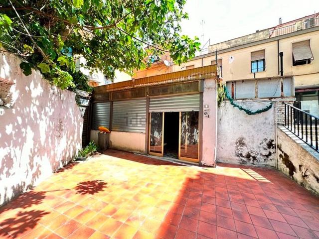 Locale Commerciale in vendita a Roma Capitale, Lazio