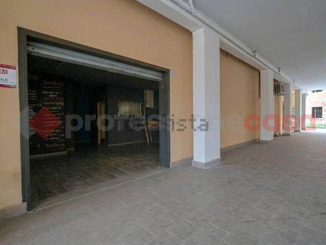 Locale Commerciale in vendita a Carpineto, Fisciano