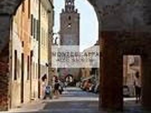 Locale Commerciale in vendita a Castelfranco Veneto, Veneto