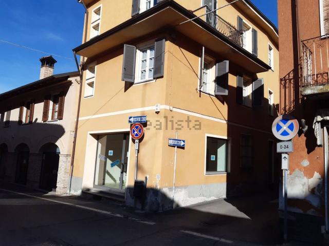 Locale Commerciale in vendita a Piemonte, Alessandria