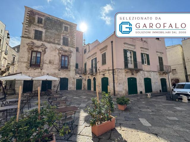 Locale Commerciale in vendita a Bitonto, Bari