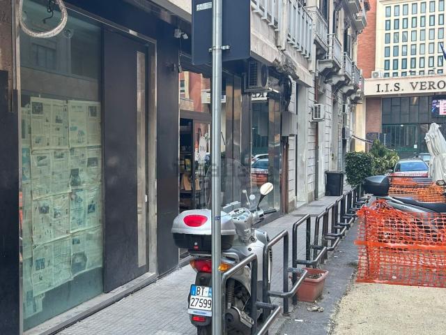 Locale Commerciale in vendita a IV Circoscrizione, Messina