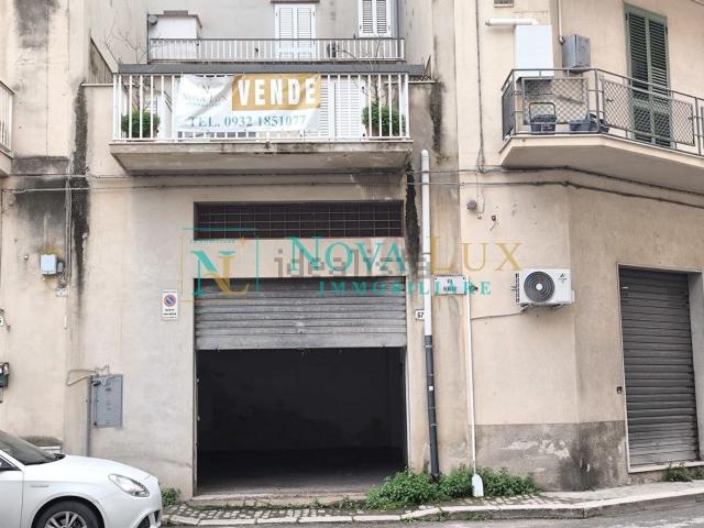 Locale Commerciale in vendita a Cava D'aliga, Sicilia