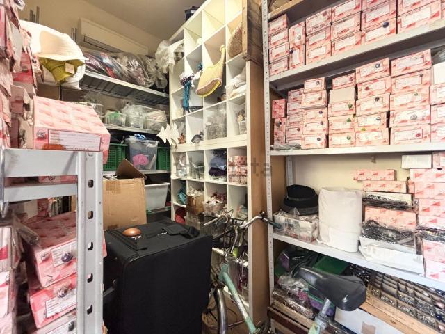 Locale Commerciale in vendita a Pignone, Firenze