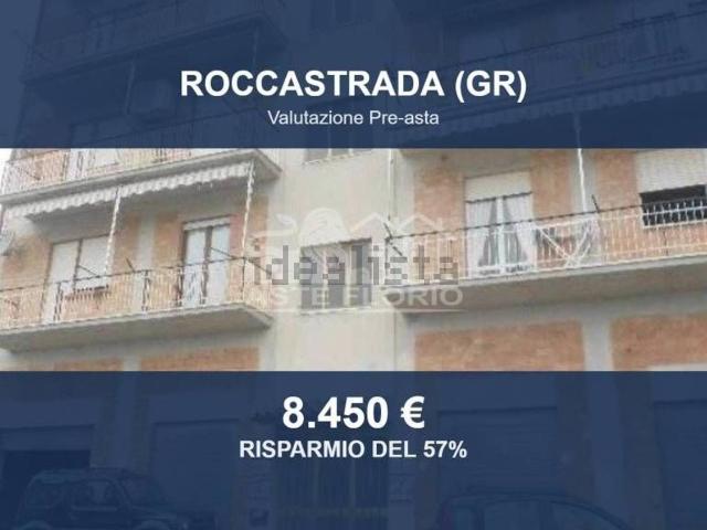 Locale Commerciale in vendita a Roccastrada, Grosseto