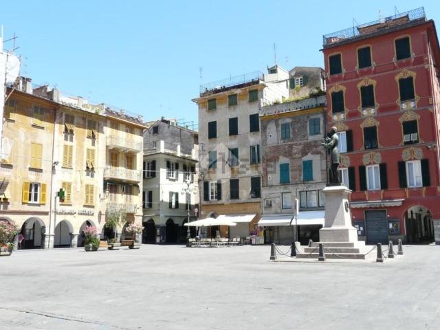 Locale Commerciale in vendita a Sampierdicanne, Chiavari