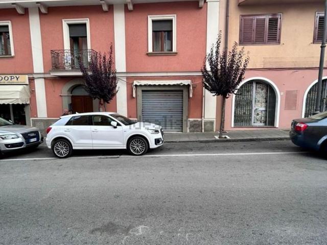 Locale Commerciale in vendita a Vallo Della Lucania, Campania