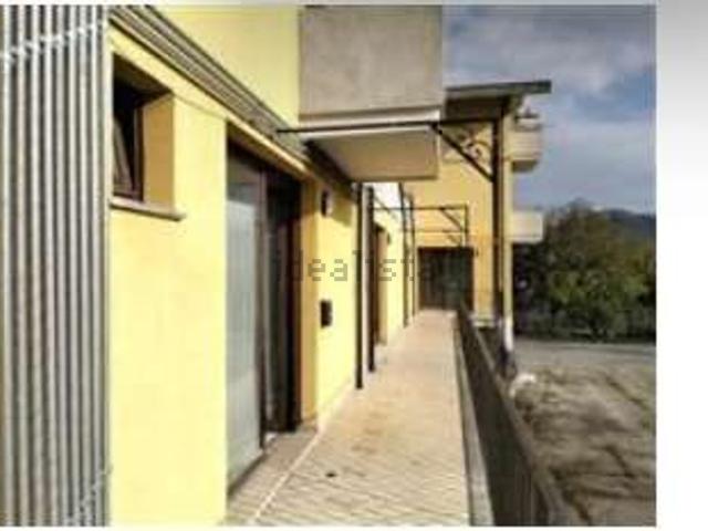 Locale Commerciale in vendita a Fara Filiorum Petri, Abruzzo