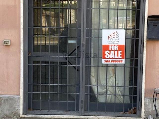 Locale Commerciale in vendita a Marsciano, Umbria