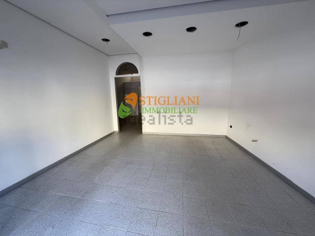 Locale Commerciale in vendita a San Nicola delle Fratte, Campobasso