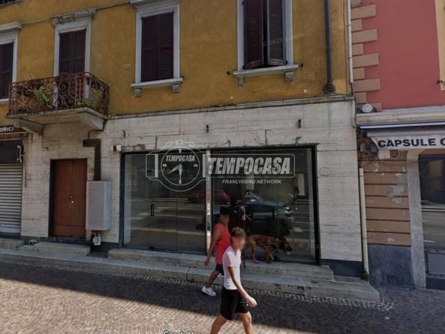 Locale Commerciale in vendita a San Rocco, Como