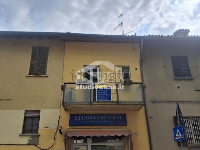 Locale Commerciale in vendita a Casa Cairola, Landriano