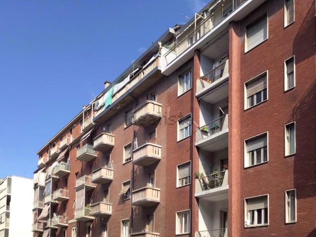 Locale Commerciale in vendita a Circoscrizione 6, Piemonte