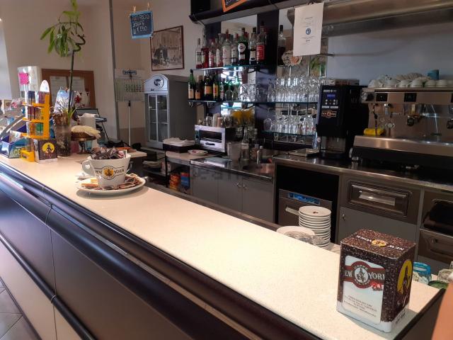 Locale Commerciale in vendita a San Pantaleo, Pistoia
