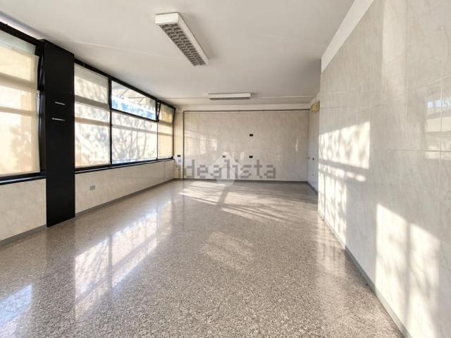 Locale Commerciale in vendita a Onara, Tombolo