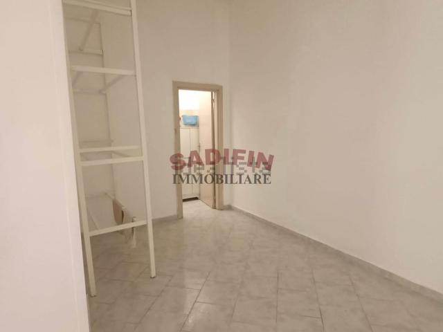 Locale Commerciale in vendita a Porto Torres, Modugno