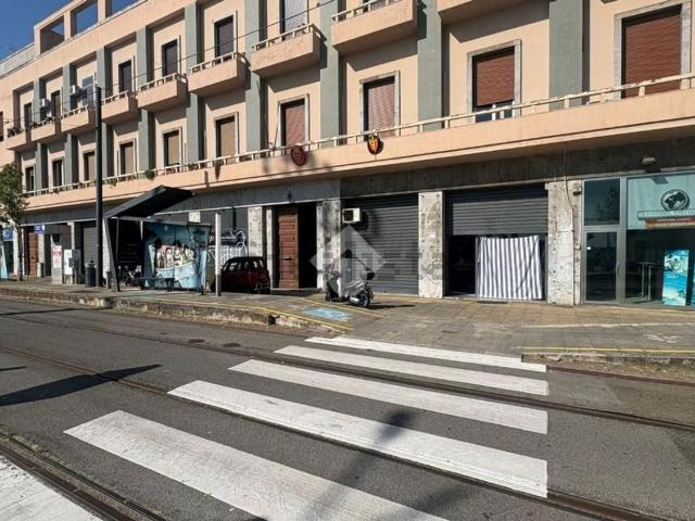 Locale Commerciale in vendita a IV Circoscrizione, Messina