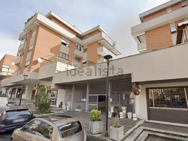 Locale Commerciale in vendita a Roma Capitale, Lazio