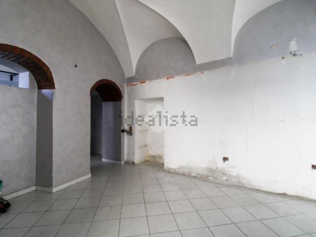Locale Commerciale in vendita a Adro, Lombardia