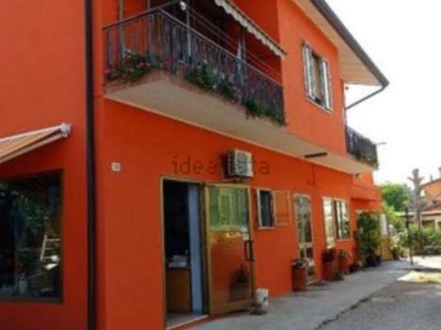 Locale Commerciale in vendita a Campagna Lupia, Veneto