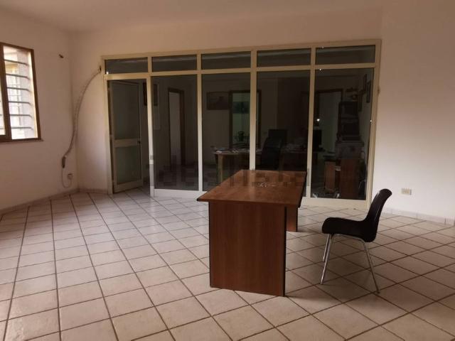 Locale Commerciale in vendita a Rione Sappusi, Marsala